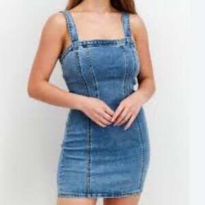 Forever 21 Women's Blue Dress